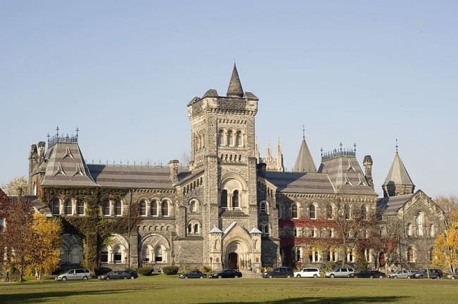 جامعة تورينتو University of Toronto