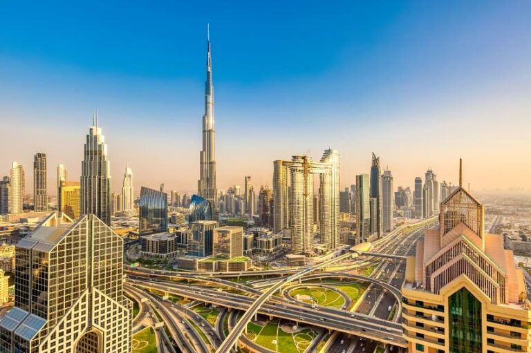 منح دراسية مجانية في الامارات